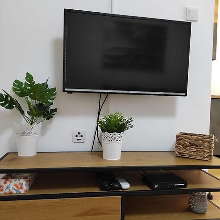 Apartman Branimir 诺瓦利娅 外观 照片